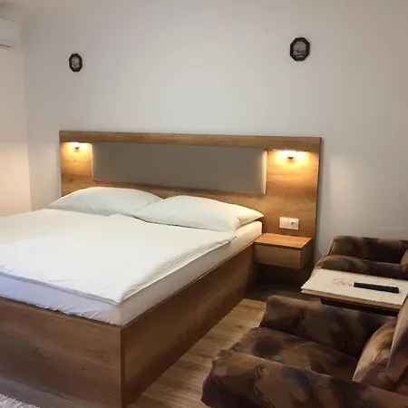 Апартаменты Bartok *